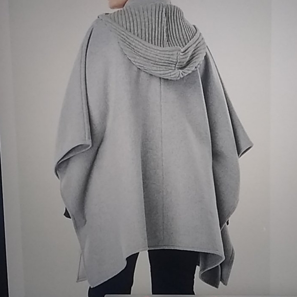 gray cape w/hood - Picture 7 of 8